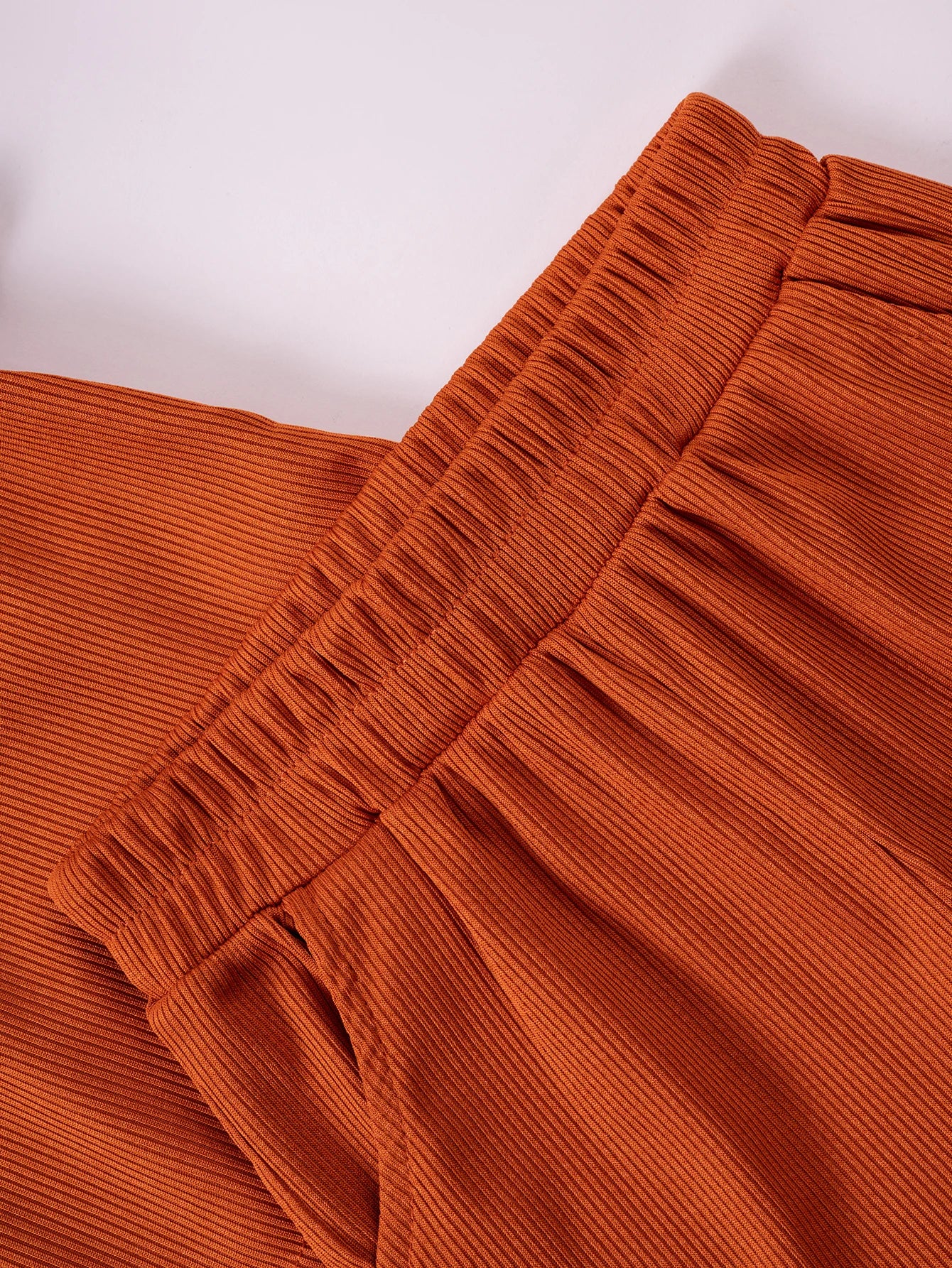 Children's Summer Collection Solid-Colour Round-Neck Short-Sleeved T-Shirt with Fashionable, Versatile Shorts – Stylish Two-Piec